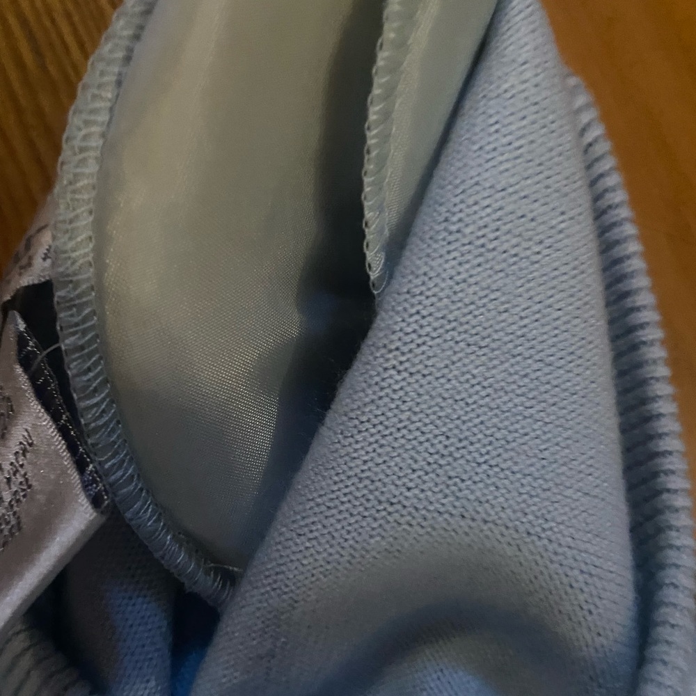 Light blue 22/24 sweater - Picture 3 of 4
